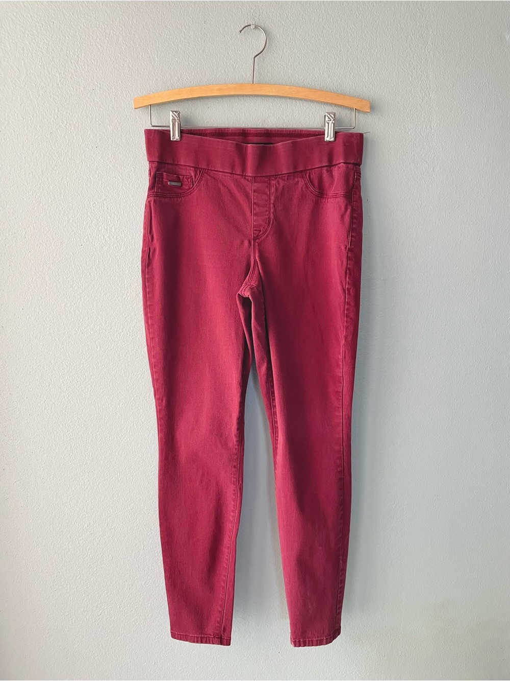 🌻5/$15🌻 Nine West | Red Skinny Jegging Jeans Pants